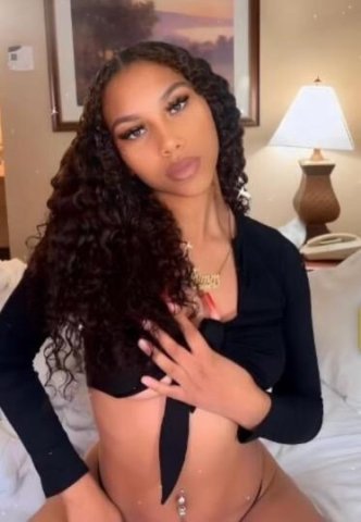 Los Angeles Incall & Outcall — Mommy Fetish - 1