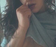 Bella Is Back in Nashville for GFE + Live FaceTime - Image 2
