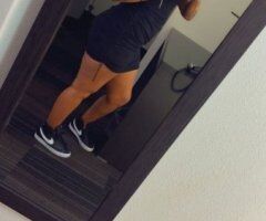 Bella Is Back in Nashville for GFE + Live FaceTime - Image 4