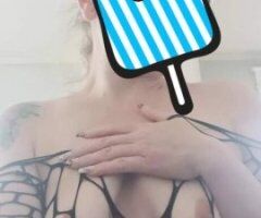 Snowbunny — 38, In-Calls Only - Image 5
