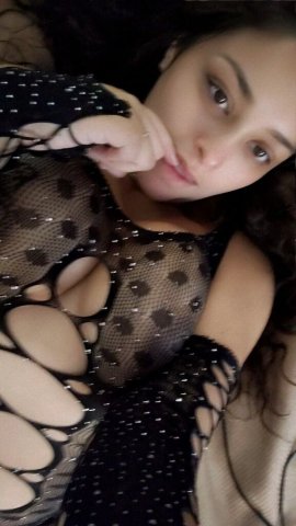 Pretty — Incall / Outcall, Car Date & Hotel Fun (Raleigh-Durham)  - 1