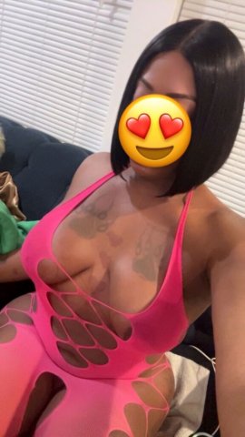 Miami Female Escort — Nude Massage with Happy Ending - 1