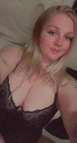 Lafayette, IN Female Escort — Incall or Outcall, Car Fun - 1