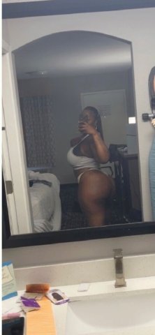 Indianapolis Female Escort — Northwest of Indy (Incalls Only, Verification by Facetime) - 1
