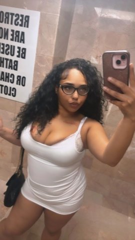 South Jersey (NJ) Curvy 22 Escort — Upscale outcalls - 1