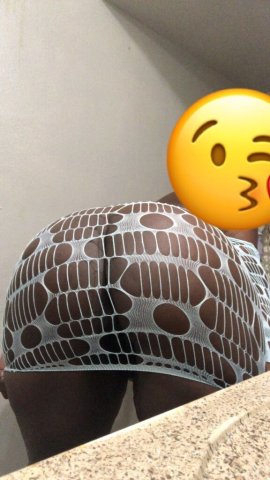 Chocolate Desires — Trucker-Friendly Female Escort (BDSM, Pegging) - 1