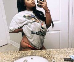 FREAKY MEET-UPS  — Short & Thick Daddy - Image 3
