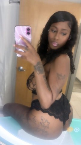 Columbus Incall or FT Shows — Baddie Footjobs & Fetish Play - 1