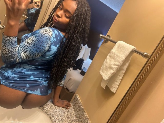 Madam Zodi & Her Ladies — Outcalls & Hosting - 1