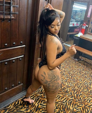 Modesto CA Special Service Female Escort — real pics & head special - 1