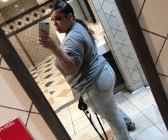 Elegant 21-Year-Old Curvy Female Escort — 24/7 In-Call & Outcall - Image 4