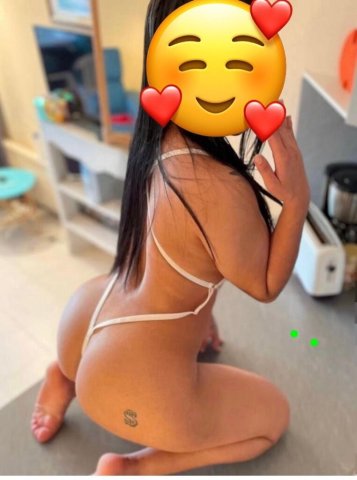 Latina Escort — Washington D.C. (25) - 1