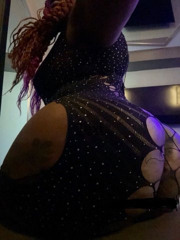 Bronx Facetime Sessions — Discreet Gentleman Full Services - 1