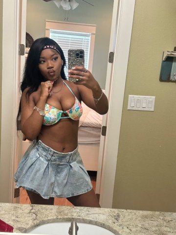 Norfolk, VA Female Escort — InCalls & Outcalls - 1
