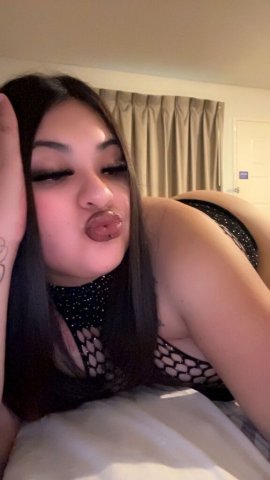 Pretty Mexican Escort — Outcalls, FaceTime Shows & Travel - 1