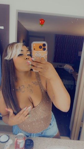 Miah (28) — Sweet, Sensitive & Seductive Dates + Car Dates - 1