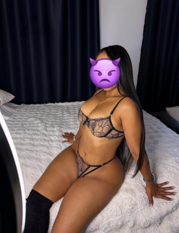 Houston Latina Female Escort — appointments at my place - 1