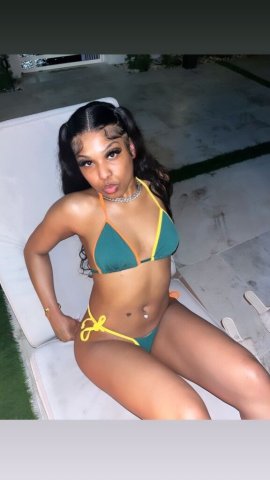 Slim Escort in Springfield, IL — Freshly Waxed & No Games - 1