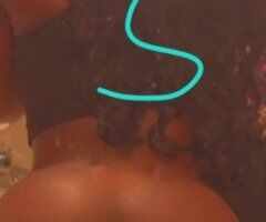 hello I'm fresh on down to be smashed or to smash also open to throw down neck or receive neck so if you're a big spender or paying in general hit me up and let's get busy💋🍑🍆 - Image 7
