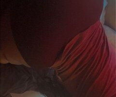 hello I'm fresh on down to be smashed or to smash also open to throw down neck or receive neck so if you're a big spender or paying in general hit me up and let's get busy💋🍑🍆 - Image 8