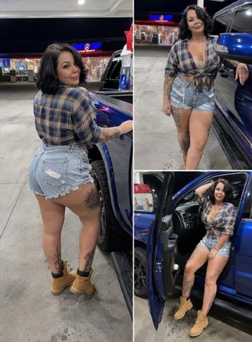 Fort Worth Sweet Cherokee Treat — 5'3 Curvy Tattooed Escort - 1