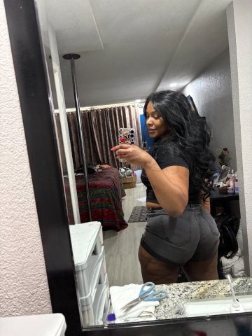 Savannah Female Escort — Throat Goat () Oral Fun - 1