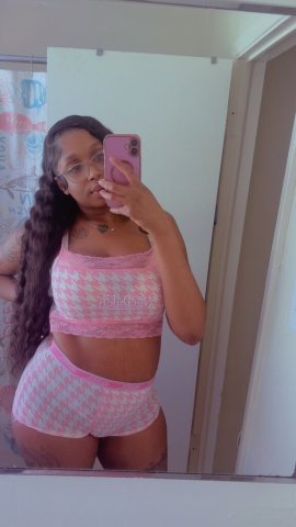 JuicyyRedd — Incalls Only Female Escort in North Mississippi - 1