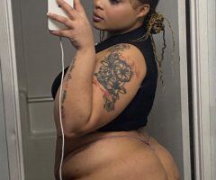 Chicago Female Escort — Redbone & thick in all the right places - Image 3