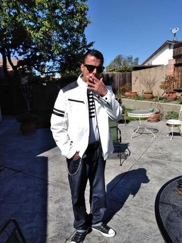 Male Escort Available Now INCALL/OUTCALL - 1