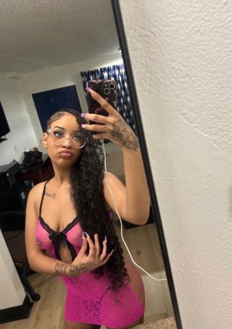 Cincinnati Female Escort — Outcall, Facetime shows, and NURU massage - 1