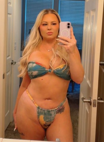 Layla — Incall/Outcall (Discreet) Busty & Playful - 1