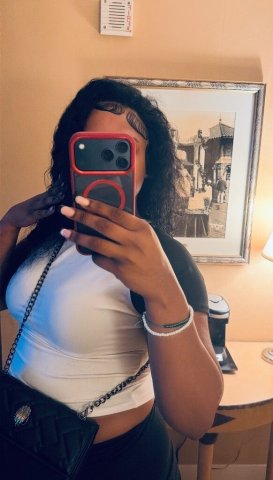 Waterbury CT Female Escort — In-call, outcall, and carplay - 1