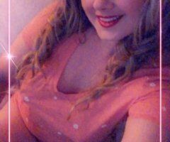 Orange County escorts - Encinitas Incall Blonde Escort — Carly, Full Body Massage & Full Service