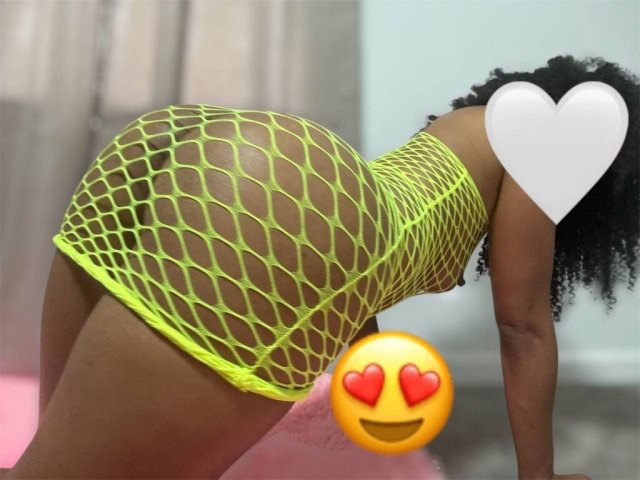 Latina Bella (CA) Caliente Escort in Atlanta — Private, clean, real photos only - 1