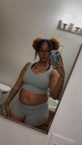 Naomi’s Classy, Discreet Female Escort in Las Vegas - 1