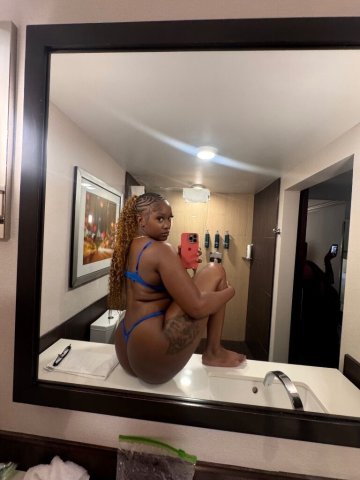 Queens, NY Squirt Queen & MILF Mommy — Chocolate Swirl Fun (Outcall) - 1