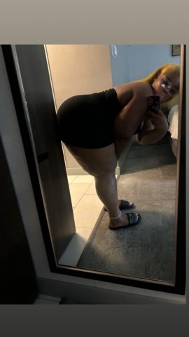 Baton Rouge BBW Female Escort — Outcalls + Video Verification - 1