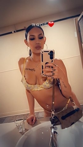 Sacramento Female Escort — In-call and out-call visits - 1