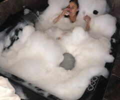 Outcalls in Sacramento — Hawaiian & Puerto Rican Female Escort (Spanish) - Image 3