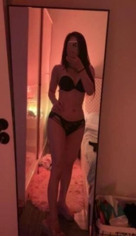 Central Jersey Girlfriend Style Female Escort — Full Ero Body Contact & Nuru Massage - 1