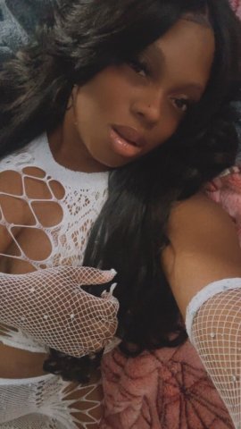 Detroit Area Female Escort — Outcalls Everywhere (No Police) - 1