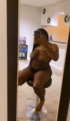 Pegging Dominatrix Fetish Goddess — Outcalls Only (Multiple Hrs) - 1