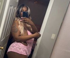 Chicago, IL Mature Working-Class Female Escort — Incalls Only, No Bare Services - Image 3