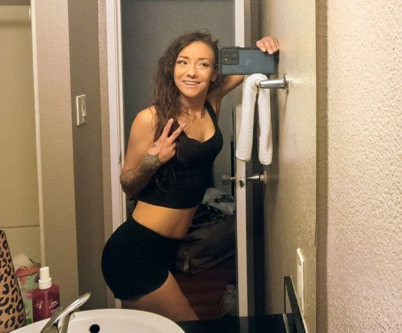 Tacoma WA Female Escort — Limited Appointments Today - 1