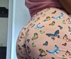 Dasha — Raleigh-Durham Incall Female Escort for Dinner Dates & Fetish-Friendly Play - Image 3