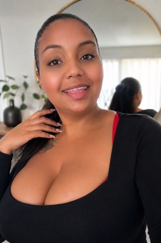 Gigi — Sweet Waterfall BBW Escort in Washington, DC (Private Encounters) - 1