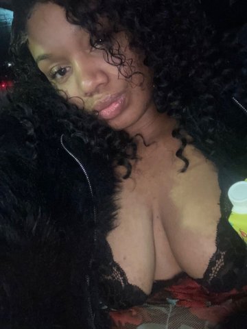 Ebony Female Escort in Sacramento — Upscale men only etiquette - 1