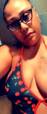 Inland Empire CA Porn Star Head Service — Serious Callers Only - 1