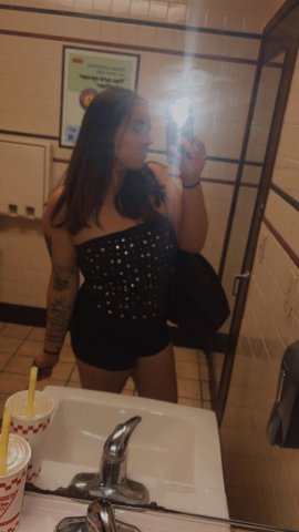 Wet Wet Wednesday — Incall & Outcall with Carplay CBJ (Fresno, CA) - 1