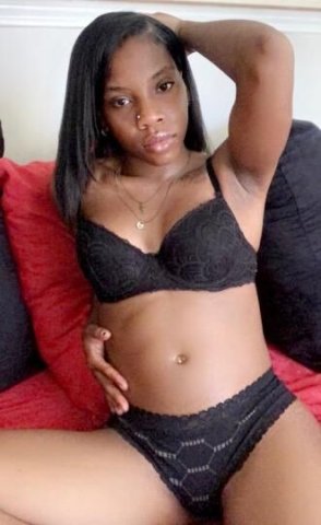 Albuquerque NM Female Escort — Fantasy-focused sessions - 1